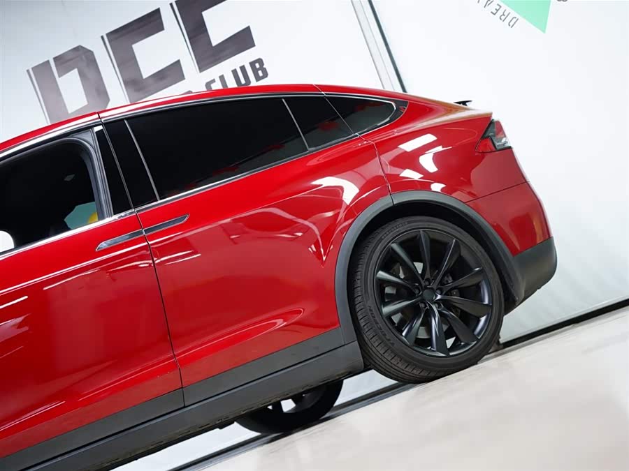 特斯拉 Model X 2017 汽车图片 #26