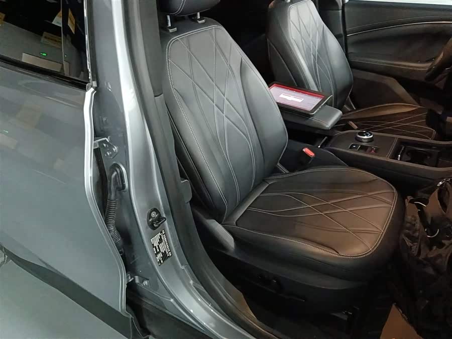 Ford Mustang Mach-E 2022 car image #26