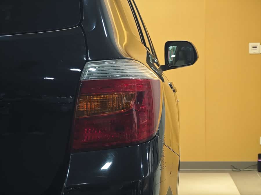 Toyota Highlander 2011 car image #26