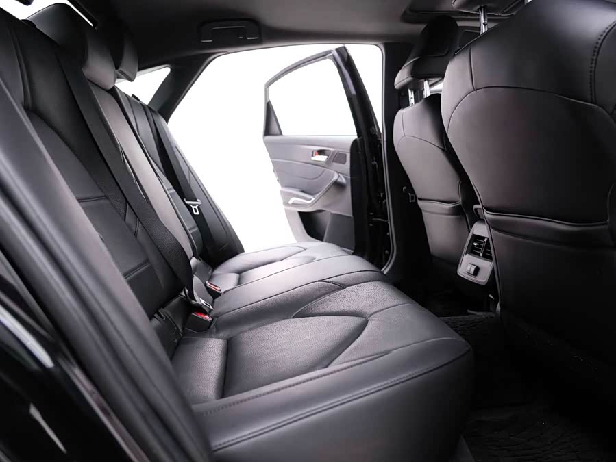 Toyota Avalon 2019 car image #26