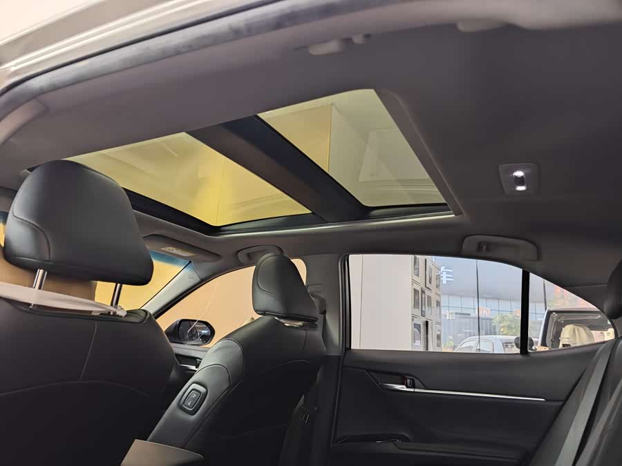 Toyota Camry 2020 #26 Toyota Camry 2020 car image #26