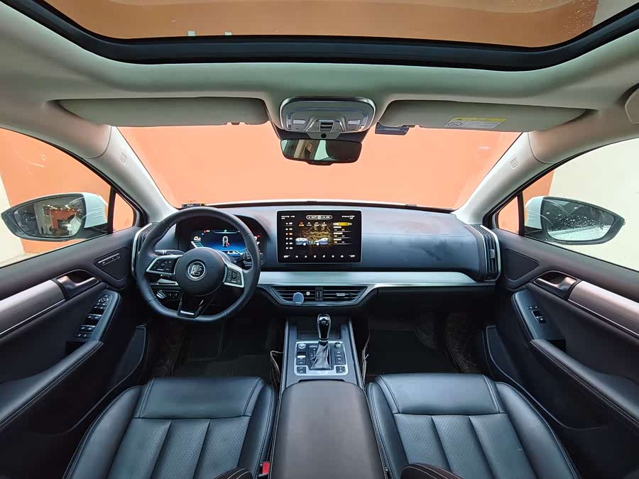 BYD Tang 2018 #26 BYD Tang 2018 car image #26