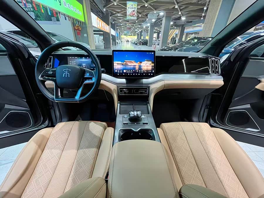 BYD SongL DM-i 2024 #26 BYD SongL DM-i 2024 car image #26
