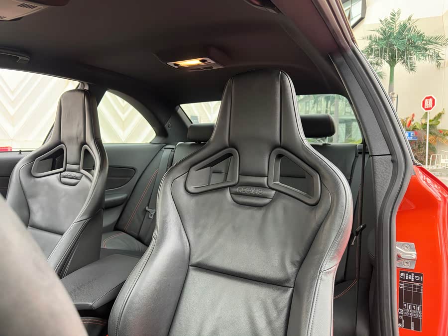 BMW 1 Series M 2012 car image #26