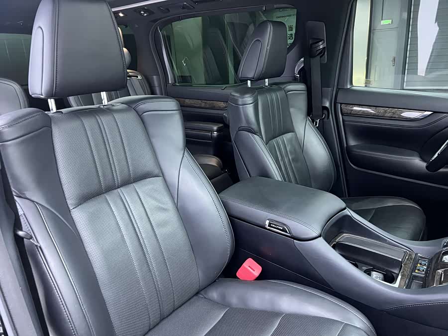 Toyota Vellfire 2020 #26 Toyota Vellfire 2020 صورة سيارة #26