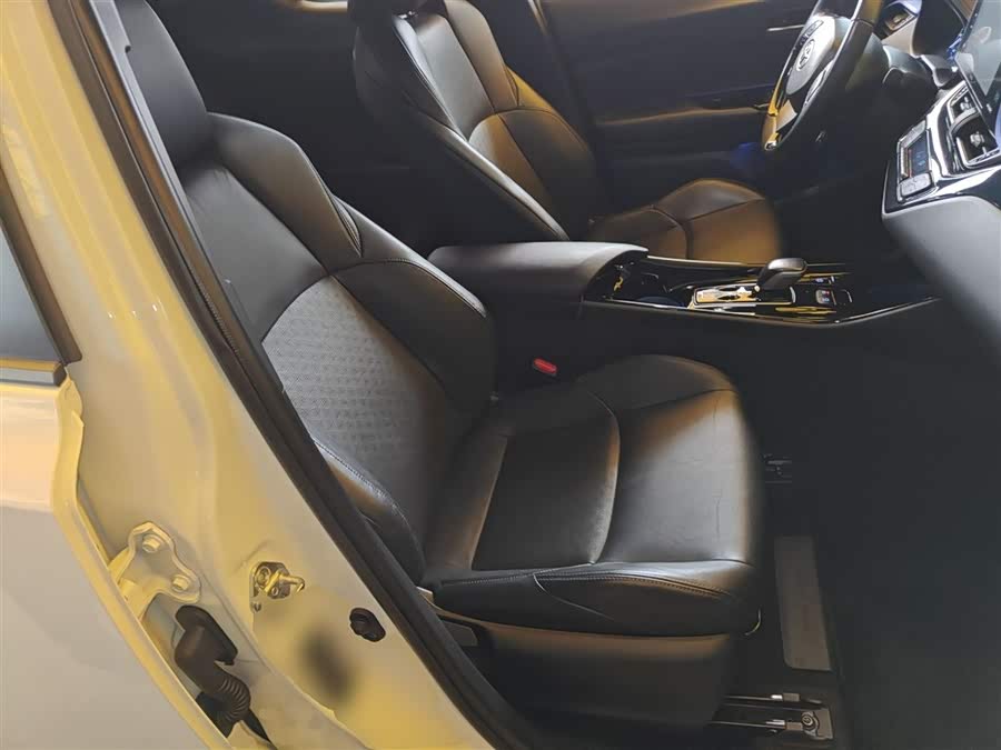 Toyota C-HR EV 2021 #26 Toyota C-HR EV 2021 image de voiture #26