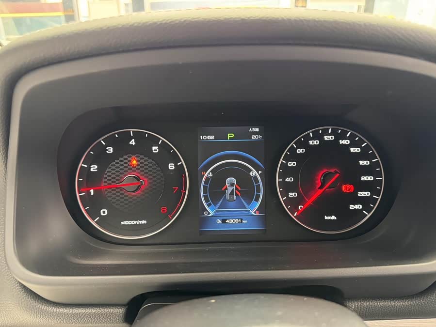 BYD Tang 2019 #26 BYD Tang 2019 car image #26