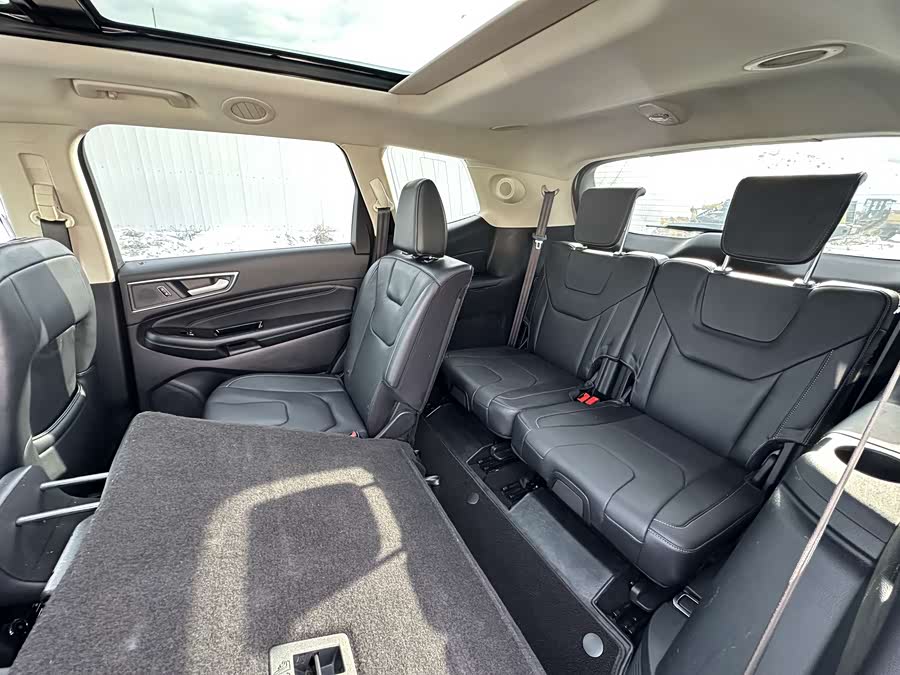 Ford Edge 2018 #26 Ford Edge 2018 car image #26