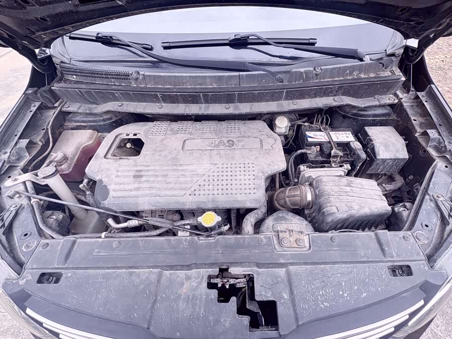 Forthing S500 2016 car image #26