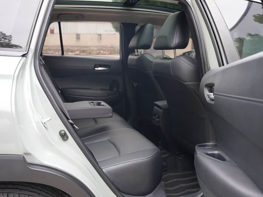 Toyota Corolla Cross 2022 immagine di auto #26