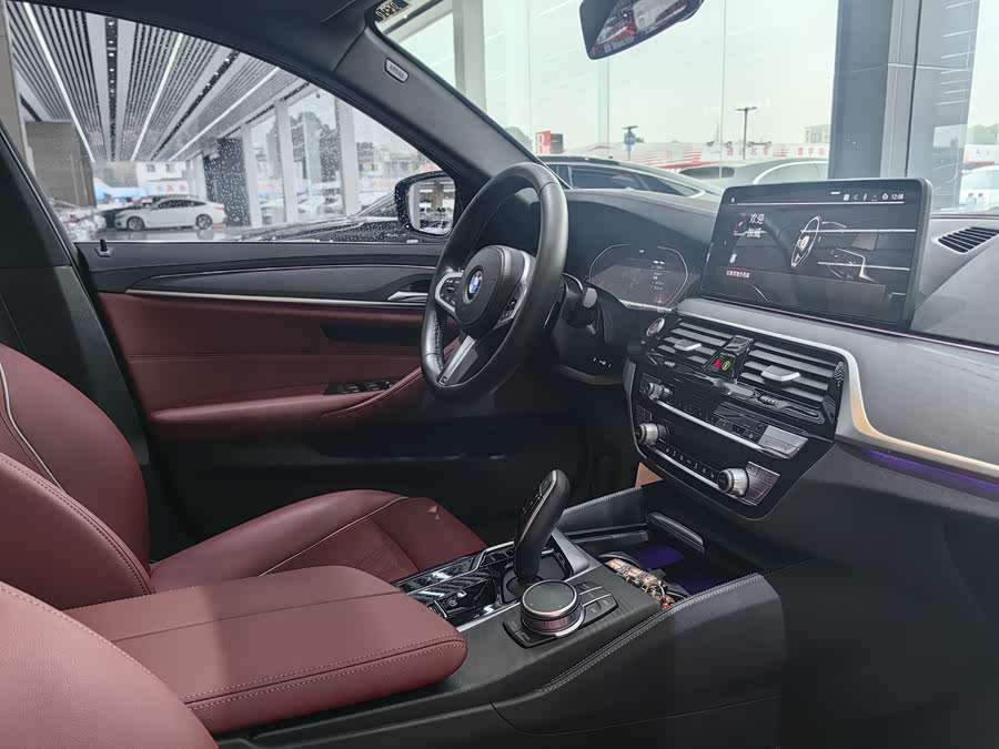 BMW 5 Series 2022 #26 BMW 5 Series 2022 immagine di auto #26