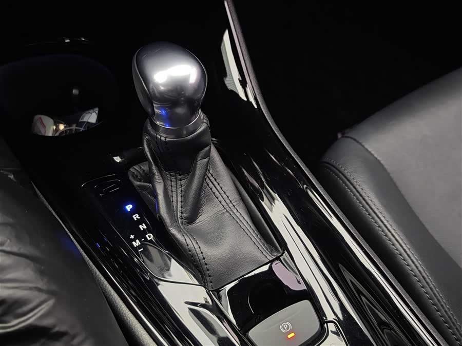 Toyota Izoa 2019 car image #26