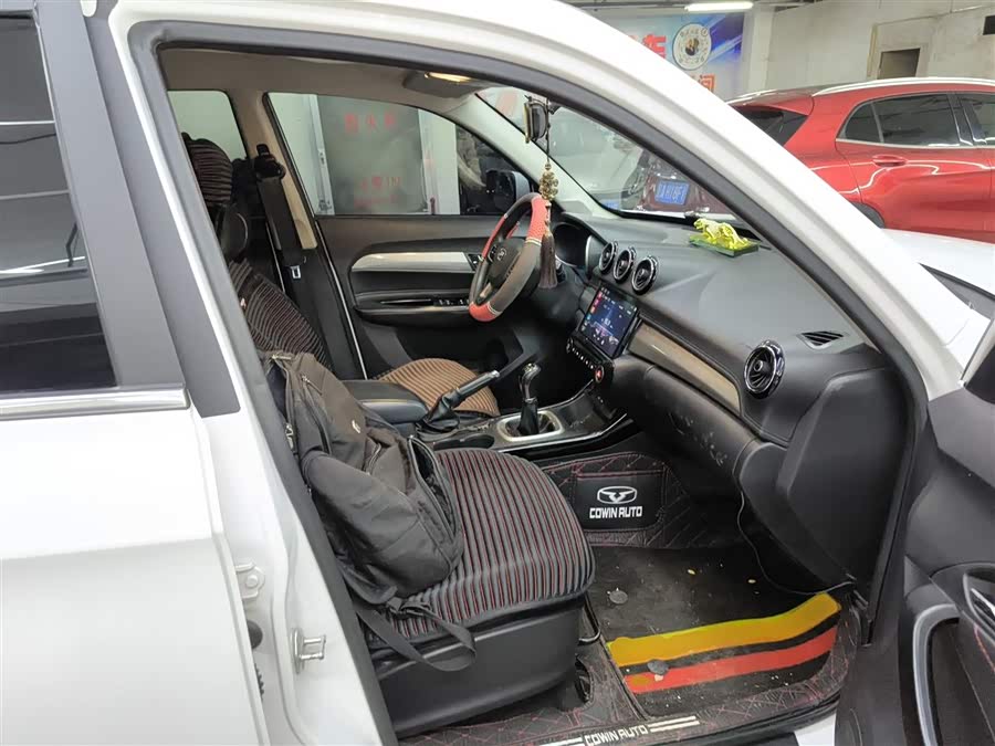 Kaiyi X3 2019 car image #26
