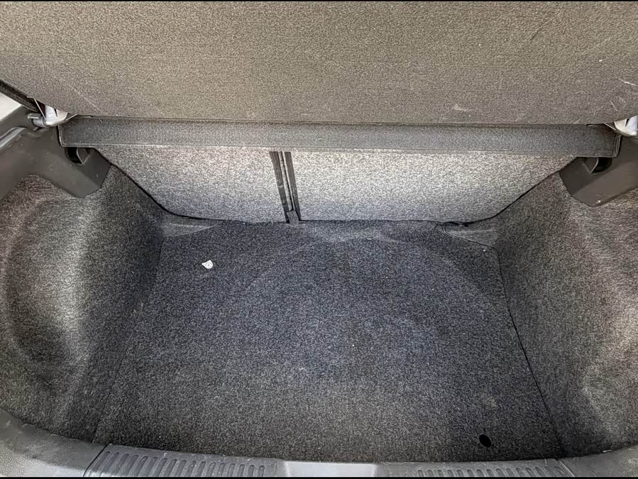 大众 Polo 2011 汽车图片 #26