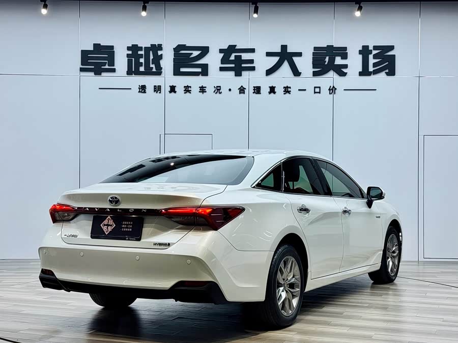 Toyota Avalon 2022 car image #26
