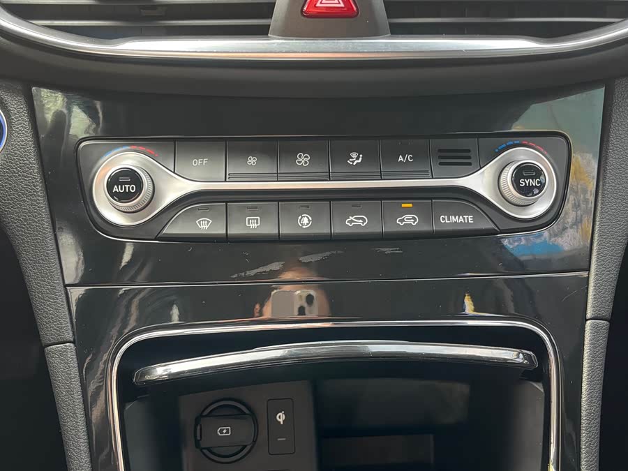 Hyundai Santa Fe 2019 #26 Hyundai Santa Fe 2019 car image #26