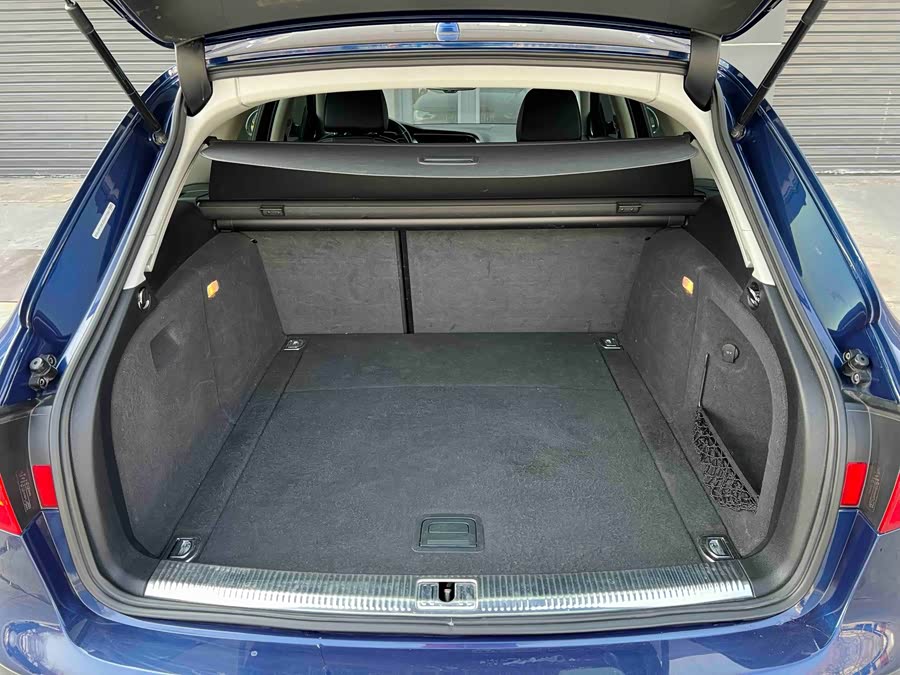 Audi A4 (Imported) 2016 #26 Audi A4 (Imported) 2016 car image #26