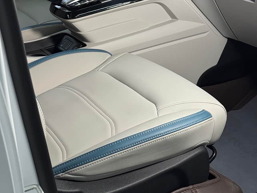 BYD Yuan Pro 2023 #26 BYD Yuan Pro 2023 car image #26