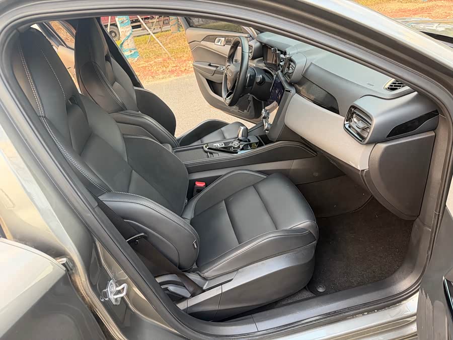 领克 领克03 2025 汽车图片 #26