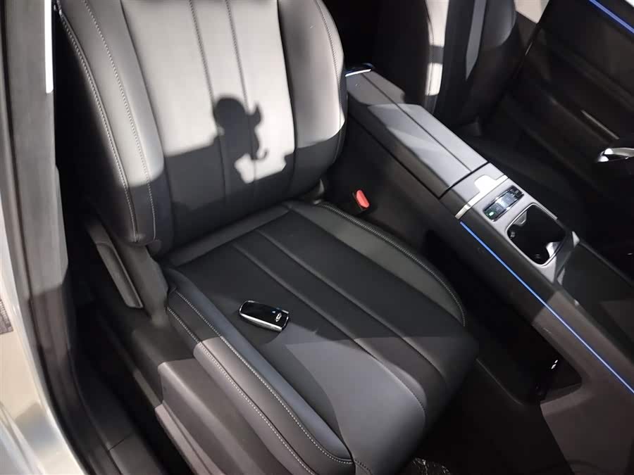 Chery Exploration 06 C-DM 2024 #26 Chery Exploration 06 C-DM 2024 car image #26