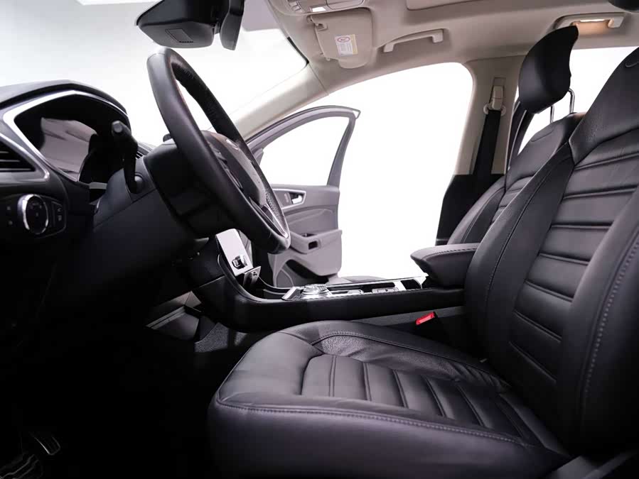 Ford Edge 2020 car image #26