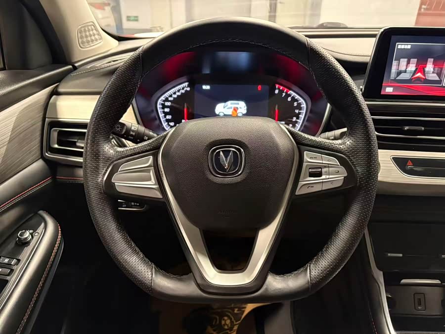 长安 长安CS75 2018 汽车图片 #26