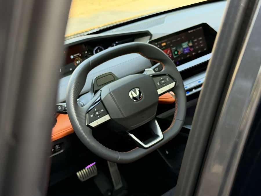 Changan UNI-V 2023 car image #26