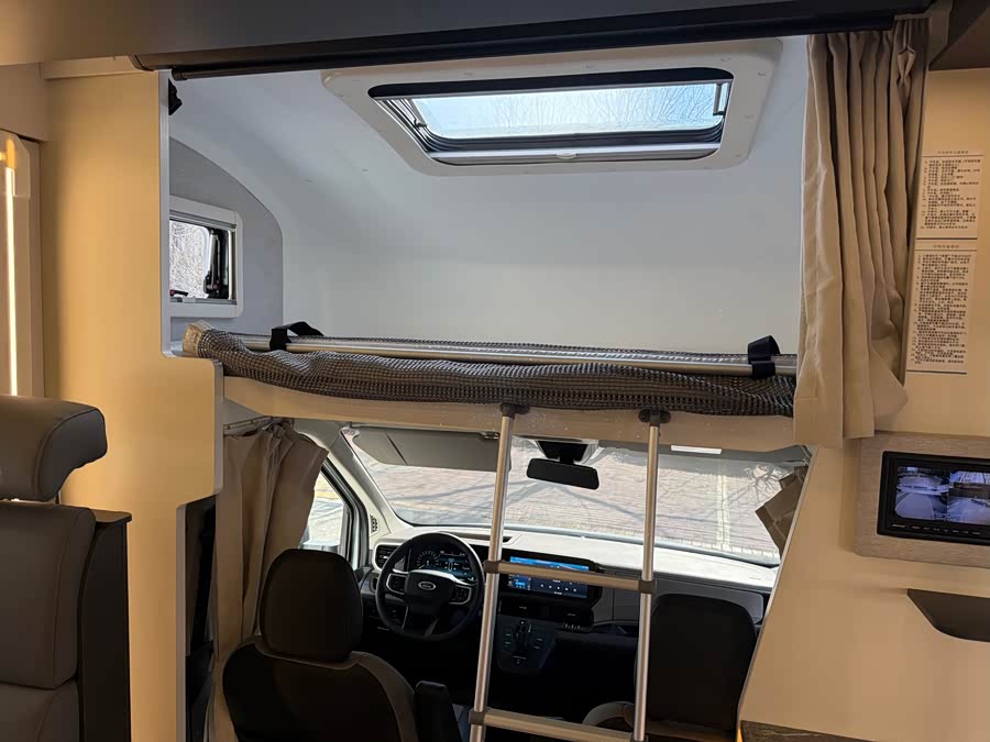 Ford Transit T8 2025 #26 Ford Transit T8 2025 car image #26