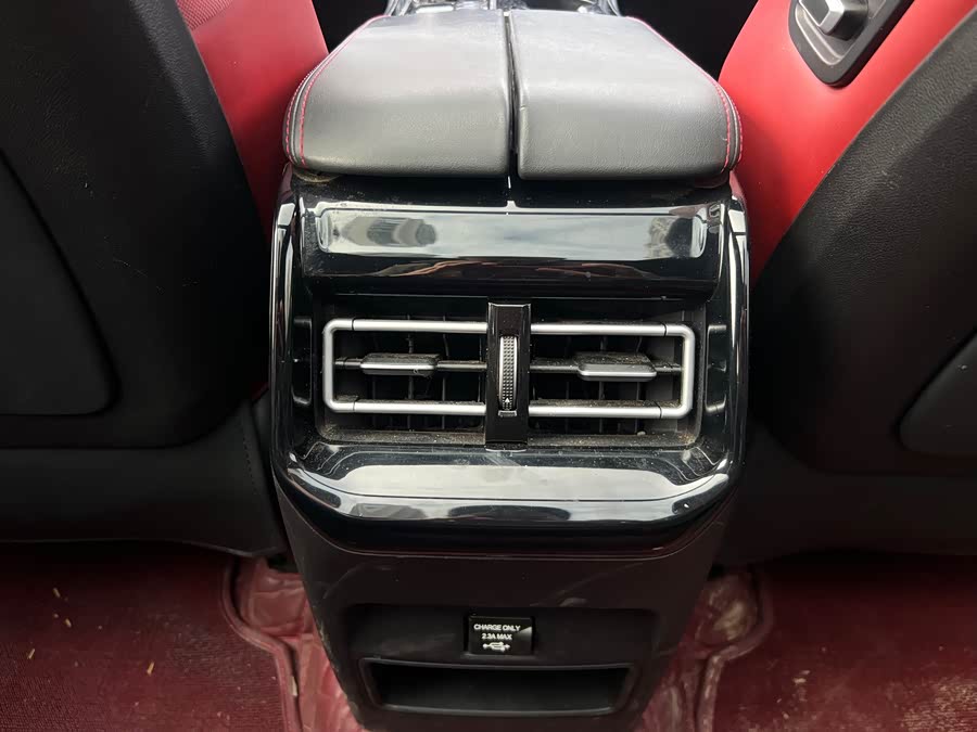 Forthing T5 EVO 2022 car image #26