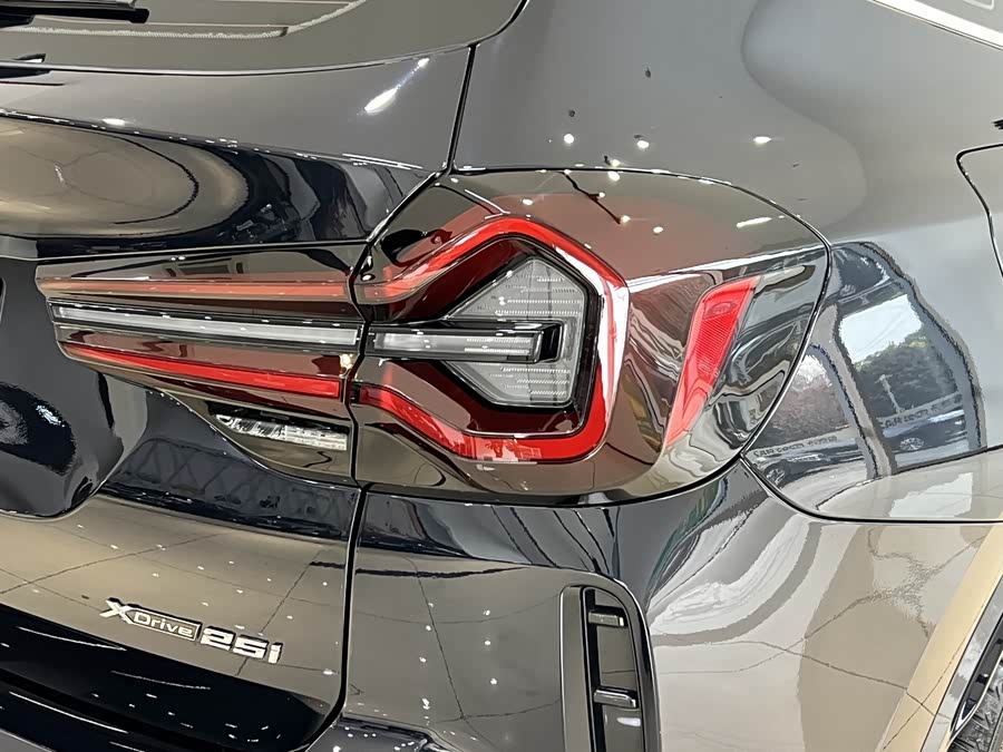 BMW X3 2024 immagine di auto #26