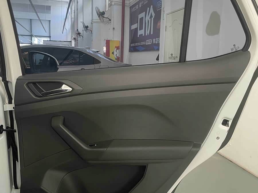 Volkswagen T-Cross 2022 car image #26