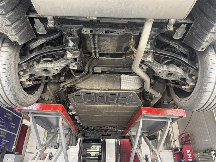 BYD Han 2025 car image #26