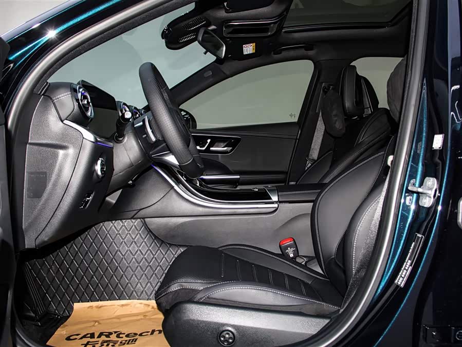 Mercedes-Benz C Class 2025 car image #26