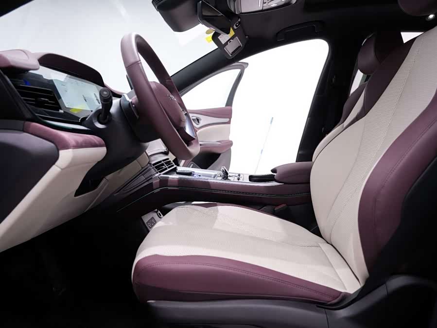 BYD Seal 07 DM-i 2025 #26 BYD Seal 07 DM-i 2025 car image #26