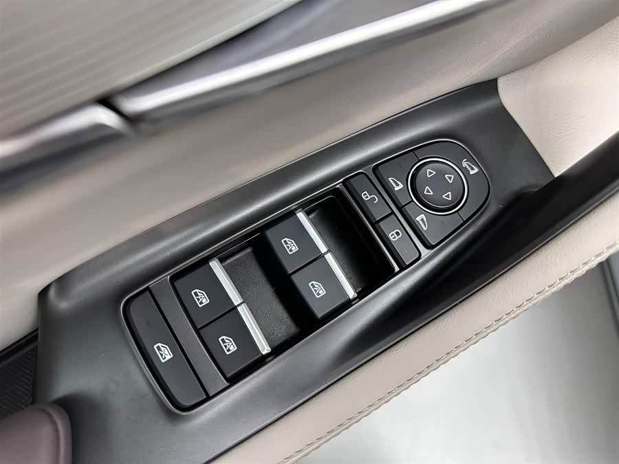 BYD Song Plus New Energy 2025 car image #26