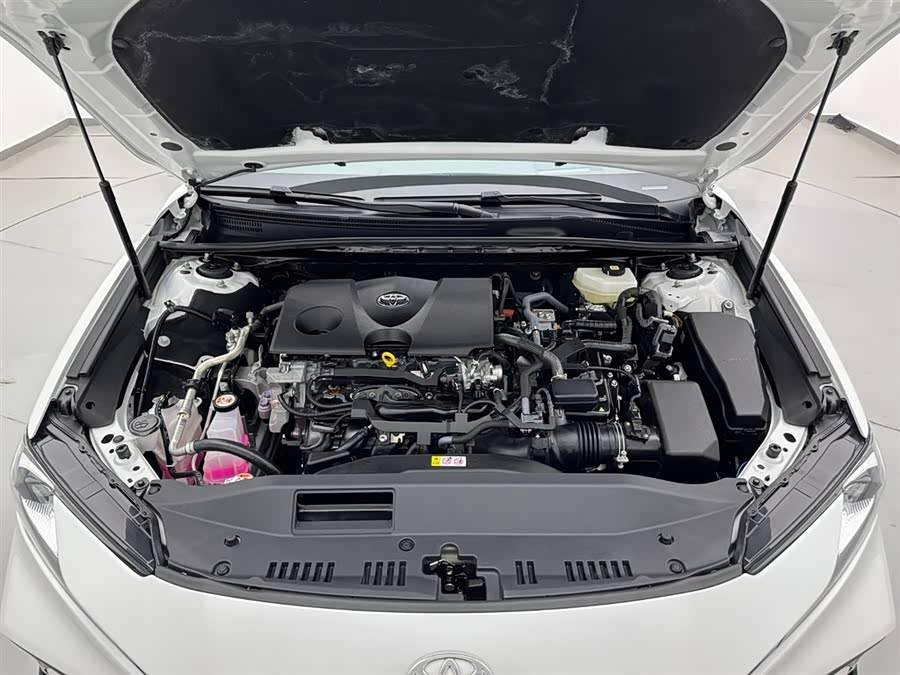 Toyota Camry 2025 صورة سيارة #26