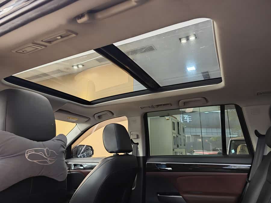 GAC Trumpchi GS8 2017 car image #26