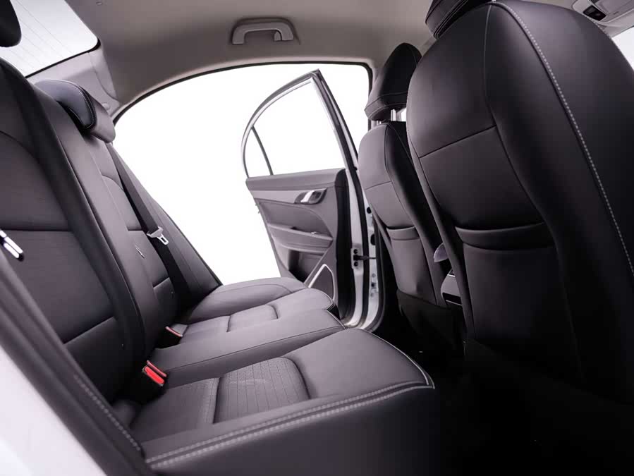 GEELY Emgrand 2022 car image #26