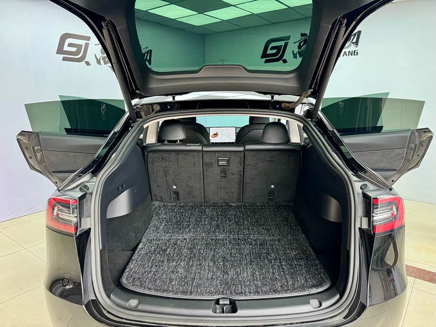 特斯拉 Model Y 2021 汽车图片 #26