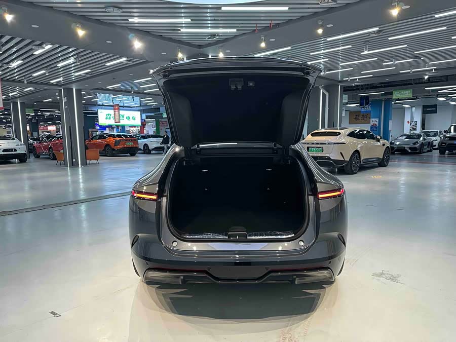 Avatr 12 2024 car image #26