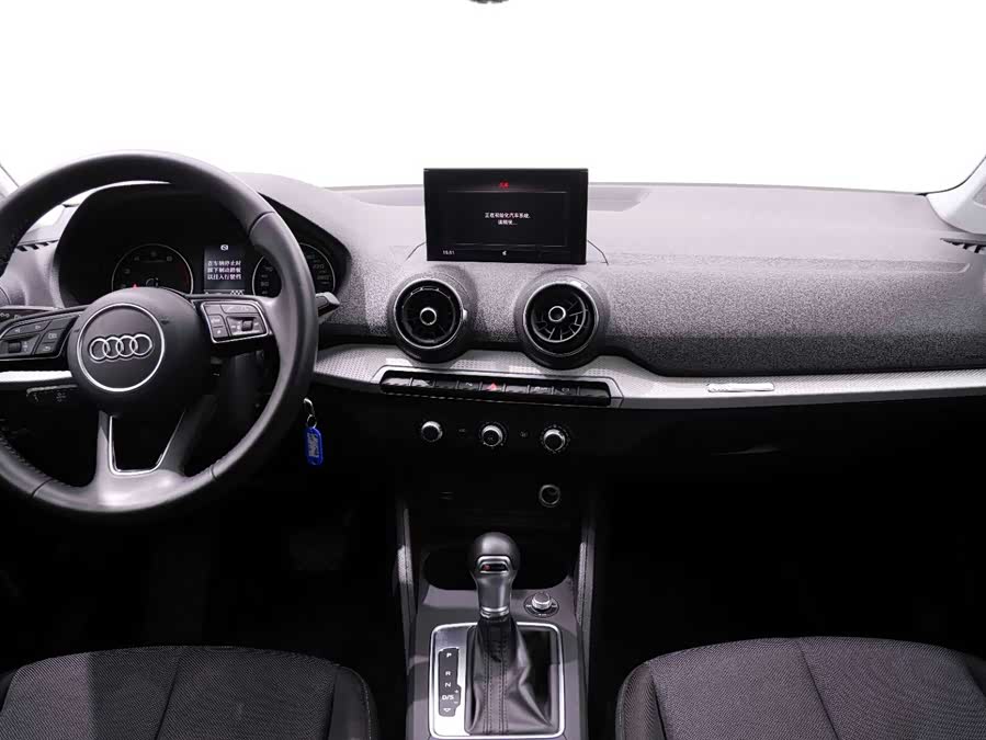 Audi Q2L 2020 imagem de carro #26