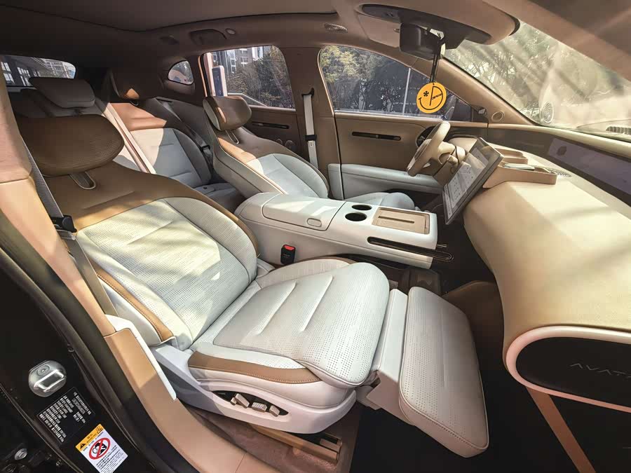 Avatr 07 2025 imagem de carro #26