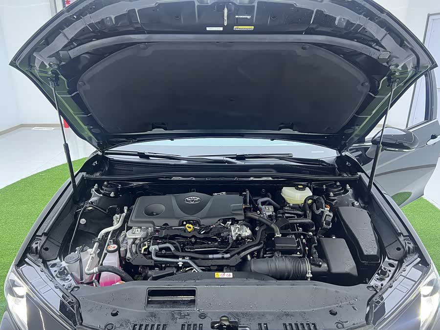 Toyota Camry 2025 car image #26