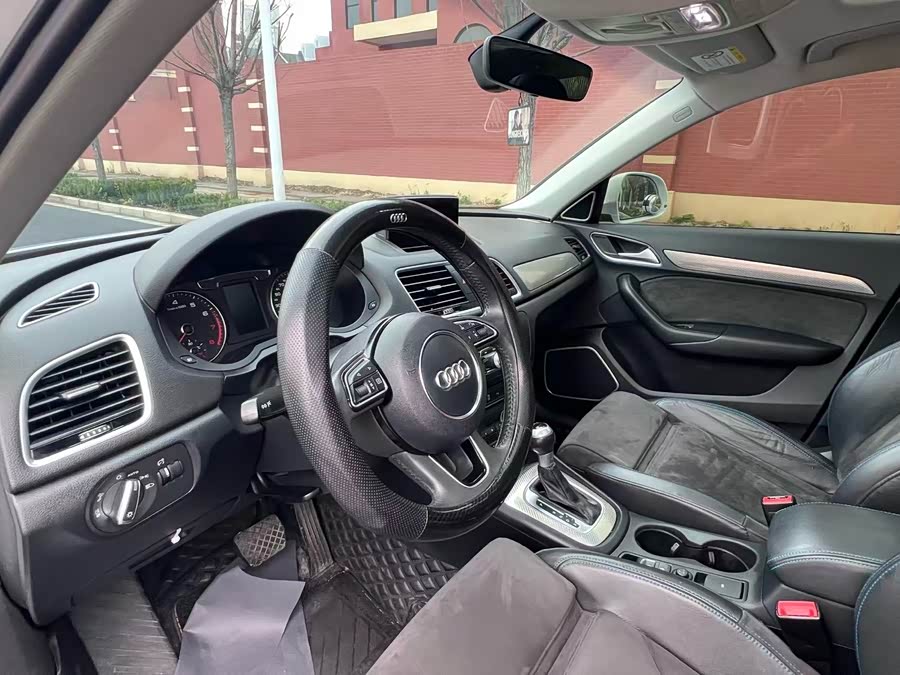 Audi Q3 2018 #26 Audi Q3 2018 car image #26