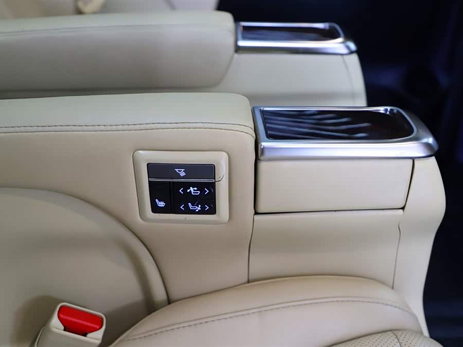 Toyota Alphard 2016 imagen de coche #26