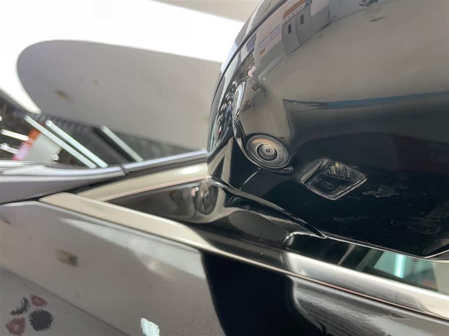 Mercedes-Benz E Class 2023 car image #26