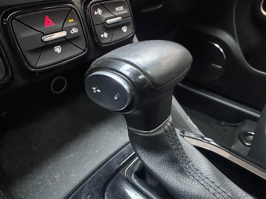 GAC Trumpchi GS3 2018 car image #26