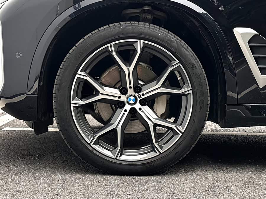 BMW X5 2025 imagen de coche #26