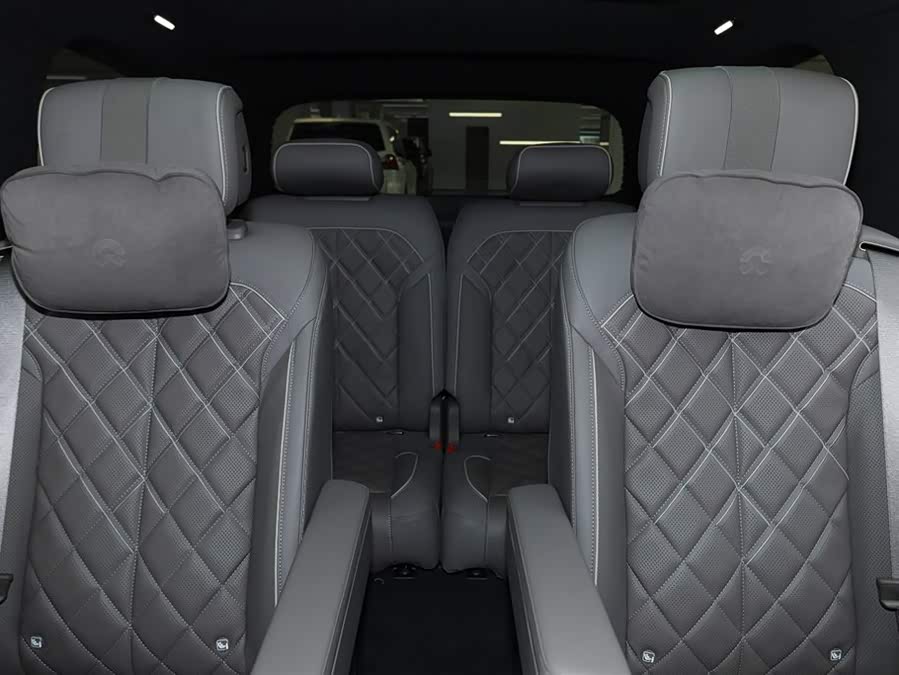 蔚来 蔚来ES8 2025 汽车图片 #26