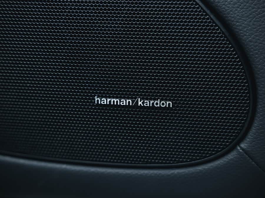 Mercedes-Benz SL AMG 2009 car image #26